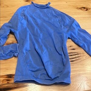 Free people periwinkle blue long sleeve activewear top